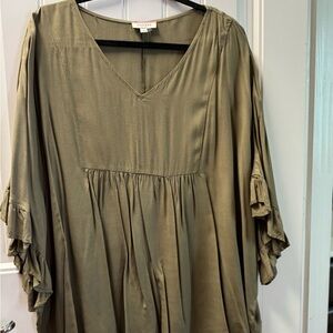 ANDREE BY UNIT Olive Green Tunic Top